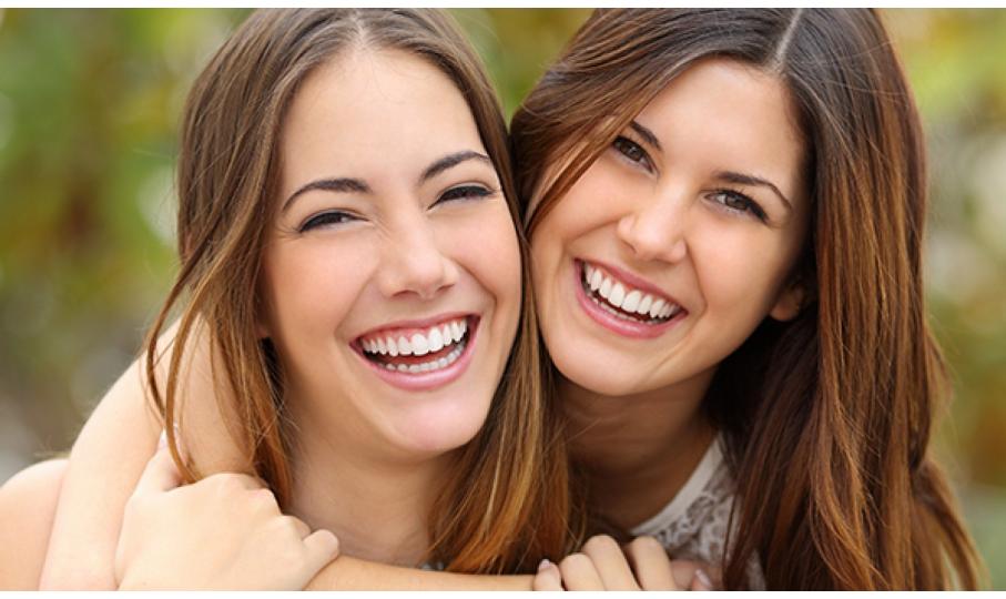 Transforma tu Sonrisa, Mejora tu Autoestima con la Clínica Dental Dra. Cuadrado